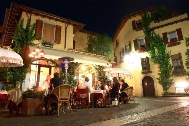 Locanda Agli Angeli Гардоне Ривьера Экстерьер фото